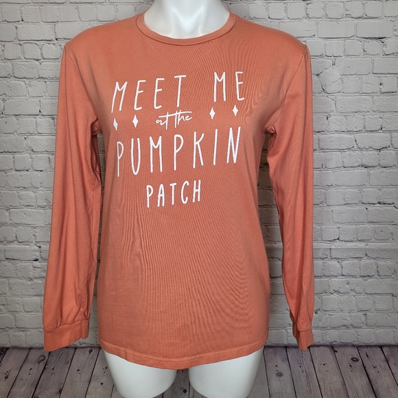 She Show Meet me at the Pumpkin Patch Long Sleeve Fall T-Shirt Size M - Picture 2 of 6
